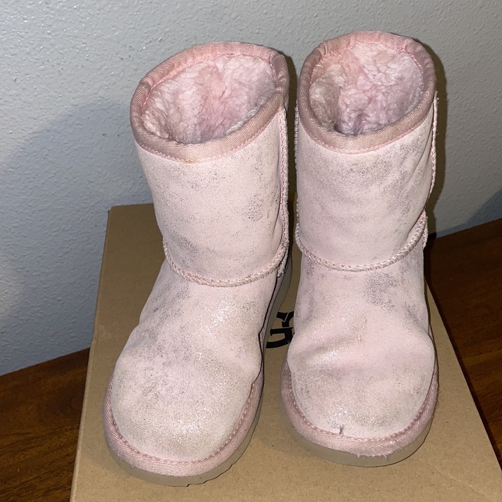 Ugg boots used condition never washed